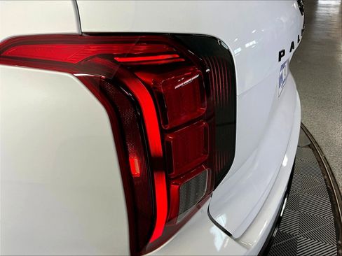 Used 2025 Hyundai Palisade Calligraphy AWD/4WD image 21