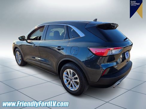 Certified 2022 Ford Escape SE image 4