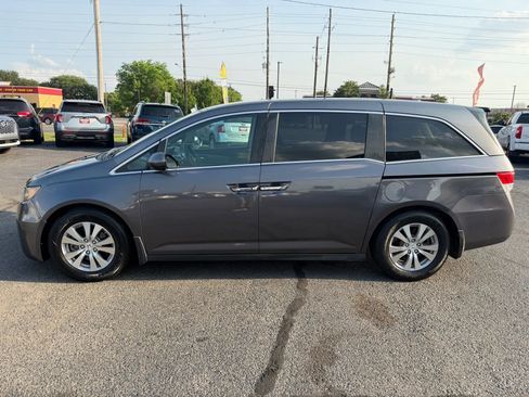 Used 2016 Honda Odyssey SE image 17