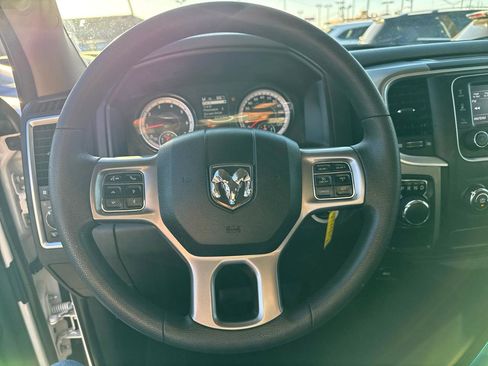 Used 2022 RAM 1500 Classic SLT image 15