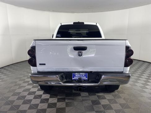 Used 2009 Dodge Ram 2500 Truck SXT AWD/4WD image 5
