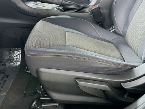 Certified 2021 Subaru Crosstrek 2.0i Premium w/ Popular Package #3 image 17