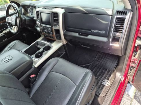 Used 2018 RAM 1500 Laramie w/ Convenience Group AWD/4WD image 22