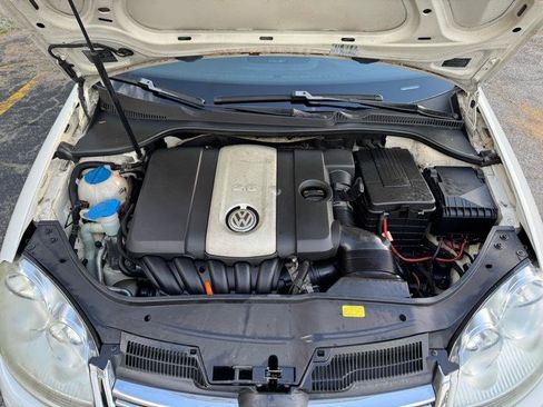 Used 2008 Volkswagen Jetta SE FWD image 19