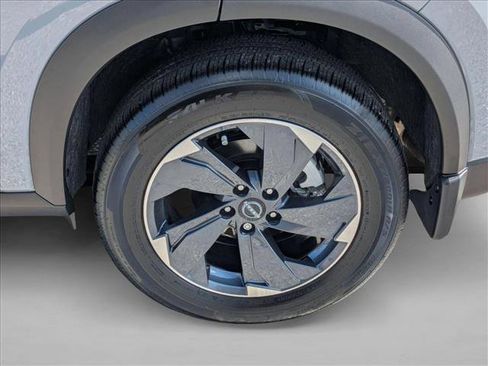 Used 2026 Nissan Rogue SV FWD image 23