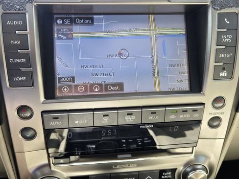 Used 2020 Lexus GX 460 Premium AWD/4WD image 19
