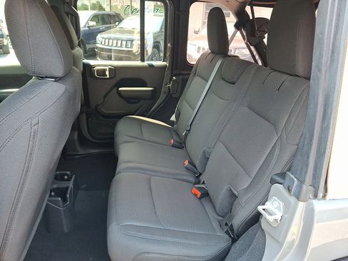 Certified 2021 Jeep Wrangler Unlimited Sport image 11