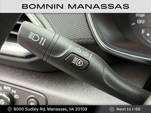 Used 2023 Chevrolet TrailBlazer LT image 24