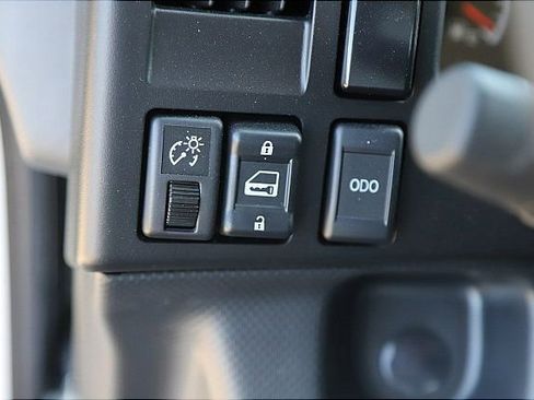 New 2025 Chevrolet Low Cab Forward image 16