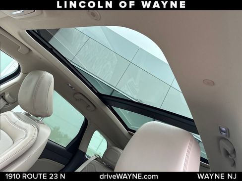 Certified 2023 Lincoln Nautilus Reserve w/ Equipment Group 201A AWD/4WD image 27