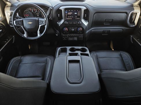 Used 2020 Chevrolet Silverado 2500 LTZ image 30