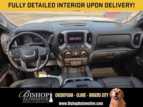 Used 2022 GMC Sierra 1500 Denali w/ Technology Package AWD/4WD image 3