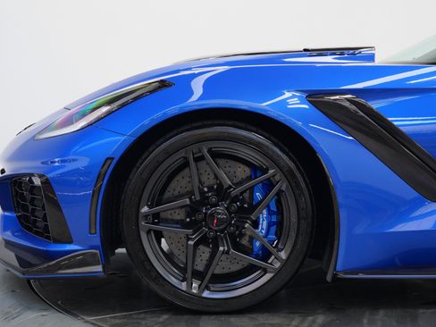 Used 2019 Chevrolet Corvette ZR1 RWD image 40