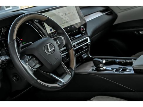 Used 2024 Lexus RX 350 AWD w/ Convenience Package image 15