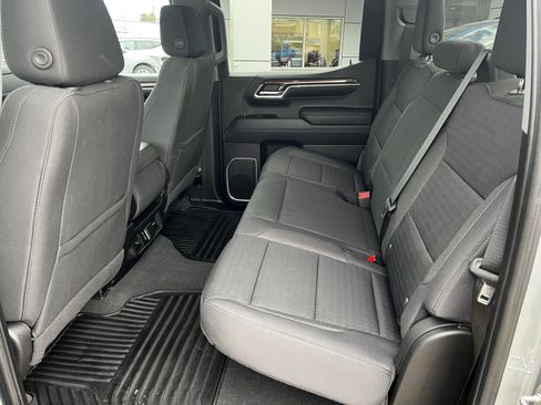 Used 2023 Chevrolet Silverado 1500 LT image 6