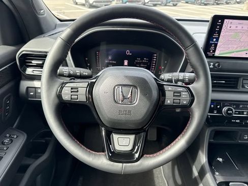 Used 2026 Honda Pilot Black Edition image 22
