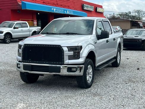 Used 2015 Ford F150 XLT AWD/4WD image 3