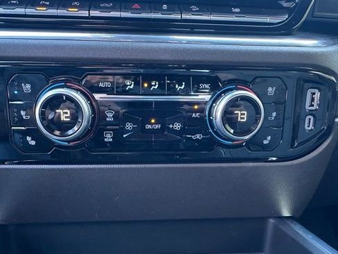 Used 2024 GMC Sierra 1500 SLT w/ SLT Premium Plus Package image 18