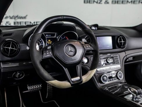 Used 2015 Mercedes-Benz SL 63 AMG w/ Driver Assistance Package image 17
