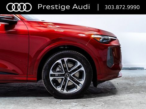 New 2025 Audi Q5 Prestige image 12