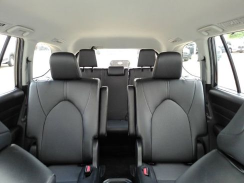 Used 2024 Toyota Grand Highlander FWD image 40