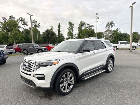 Used 2021 Ford Explorer Platinum w/ Equipment Group 601A AWD/4WD image 8