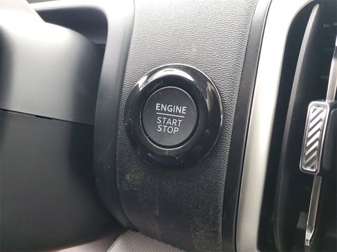 New 2026 Ford Expedition Active image 18