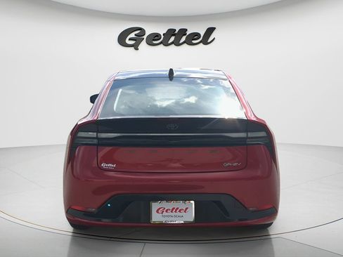 New 2026 Toyota Prius Plug-In Hybrid FWD image 11