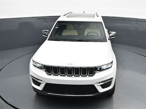 Used 2023 Jeep Grand Cherokee 4WD 4xe w/ Luxury Tech Group II image 11