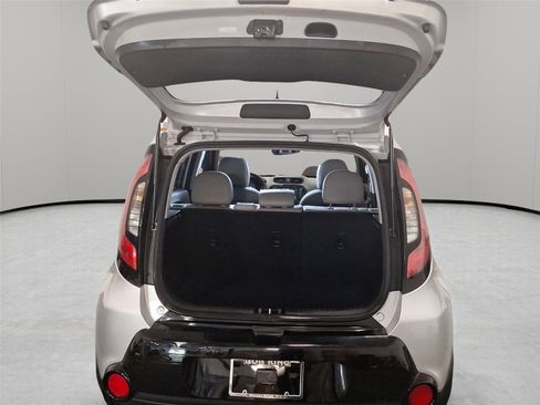 Used 2016 Kia Soul + w/ Primo Package FWD image 12