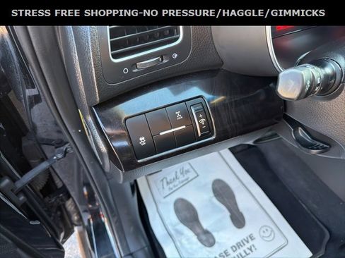 Used 2015 Kia Sorento LX image 16