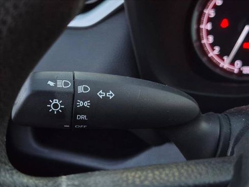 Used 2024 Toyota RAV4 LE FWD image 17