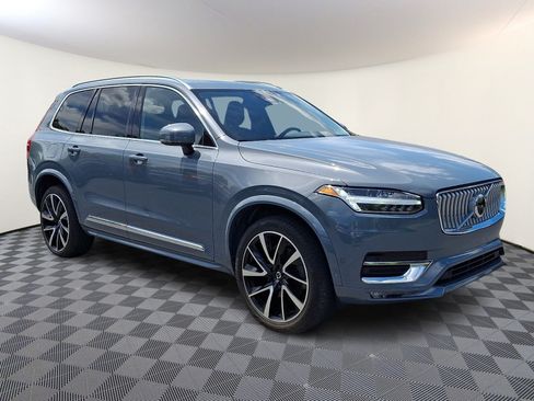 Used 2023 Volvo XC90 B6 Plus w/ Protection Package AWD/4WD image 1