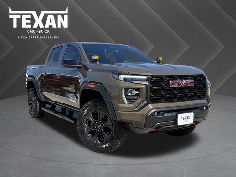 Used 2025 GMC Canyon Elevation w/ Convenience Package RWD image 1