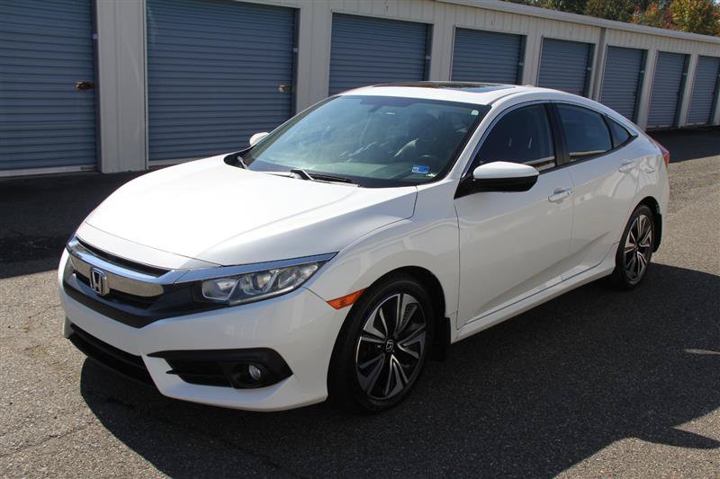 Used 2017 Honda Civic EX-L image 2