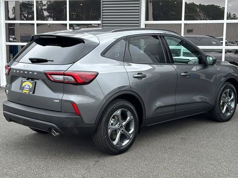 New 2025 Ford Escape ST-Line w/ Equipment Group 301A image 8