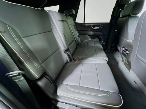 New 2026 GMC Yukon Elevation image 20