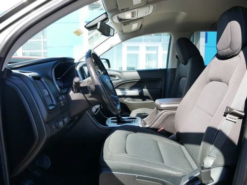 Used 2018 Chevrolet Colorado LT w/ LT Convenience Package AWD/4WD image 7