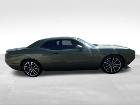 Used 2023 Dodge Challenger R/T RWD image 4