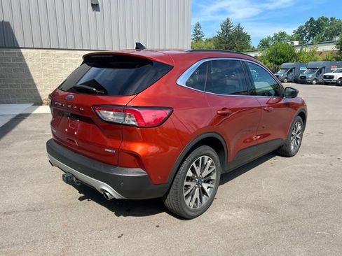 Used 2020 Ford Escape Titanium AWD/4WD image 5