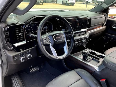 Used 2024 GMC Sierra 1500 SLT w/ SLT Premium Plus Package image 13
