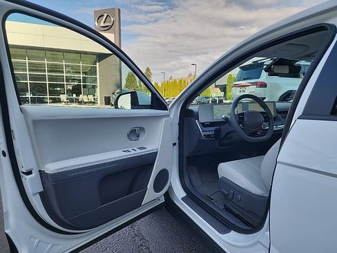 Used 2023 Hyundai Ioniq 5 SEL AWD/4WD image 9