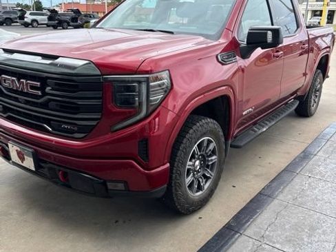 Used 2024 GMC Sierra 1500 AT4 w/ Technology Package AWD/4WD image 3