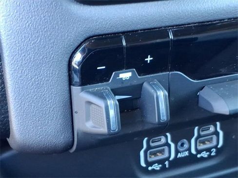 Used 2023 RAM 1500 Lone Star image 11