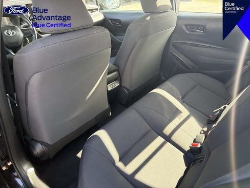 Used 2025 Toyota Corolla LE FWD image 10