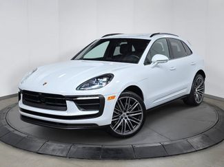 Certified 2025 Porsche Macan AWD/4WD video 1