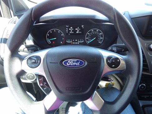 Used 2021 Ford Transit Connect XL image 17