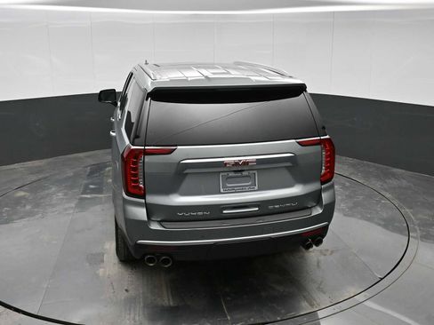 Used 2024 GMC Yukon Denali w/ Advanced Technology Package image 25