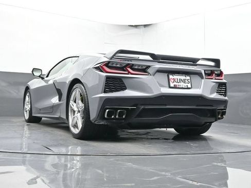 Used 2024 Chevrolet Corvette Stingray Preferred Conv w/ Z51 Performance Package RWD image 47
