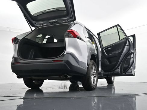 Used 2023 Toyota RAV4 XLE AWD/4WD image 43